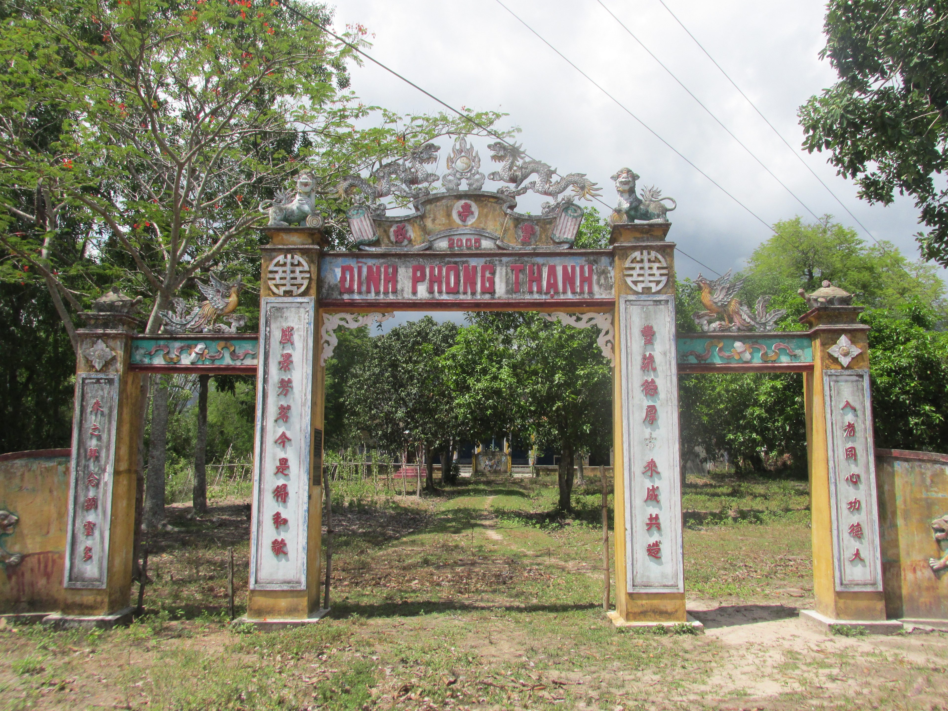 Phong Thanh Communal House - Hình 1